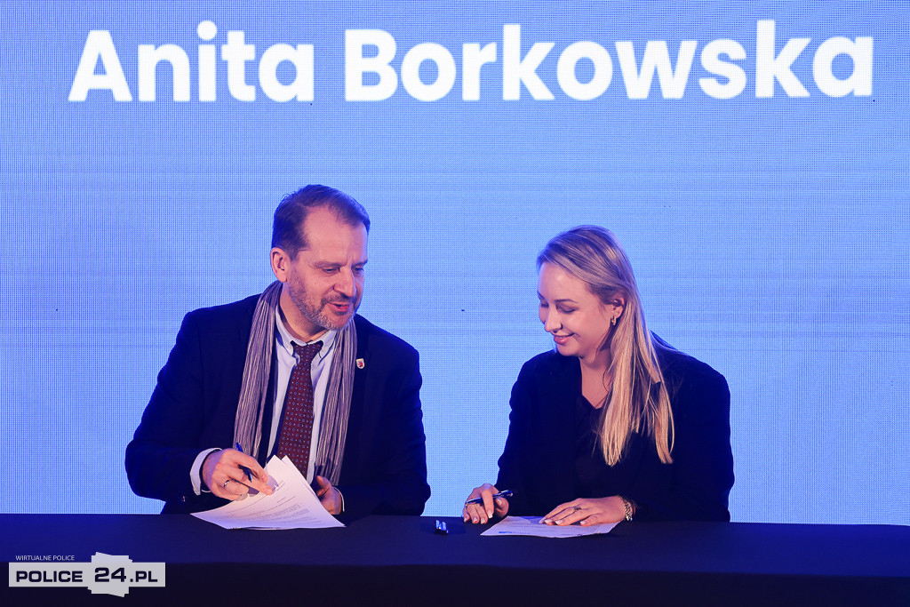 Karta Mieszkańca Gminy Police: podpisano pierwsze umowy z partnerami