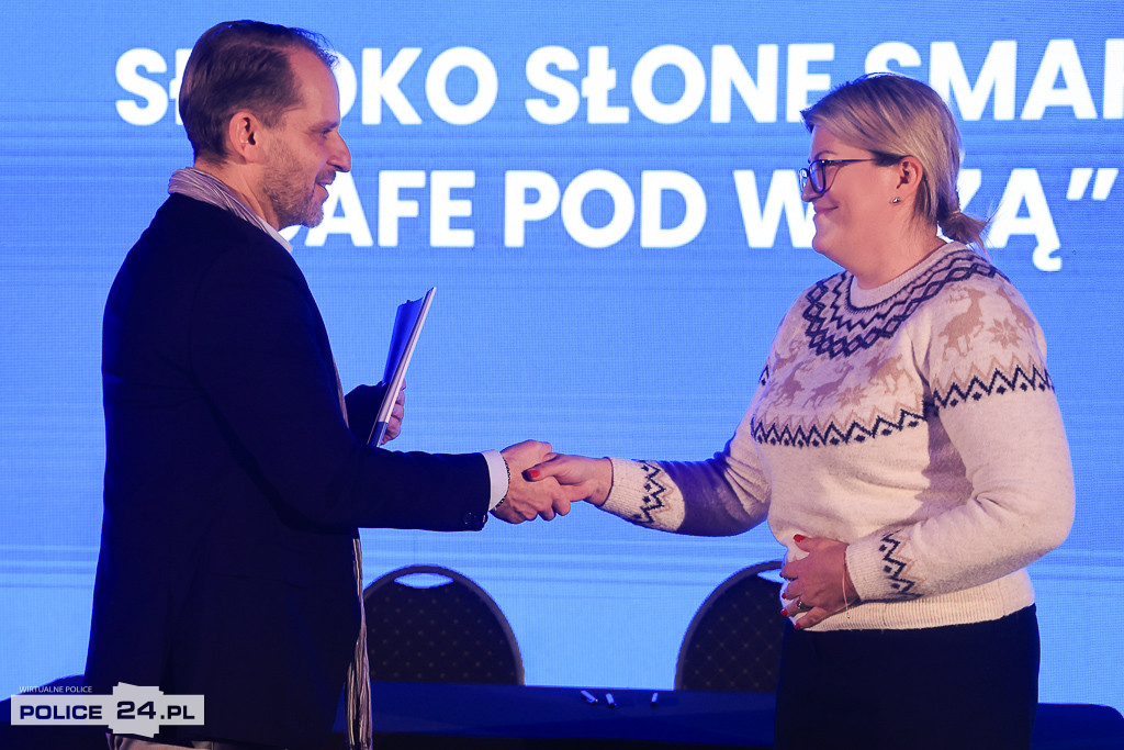 Karta Mieszkańca Gminy Police: podpisano pierwsze umowy z partnerami