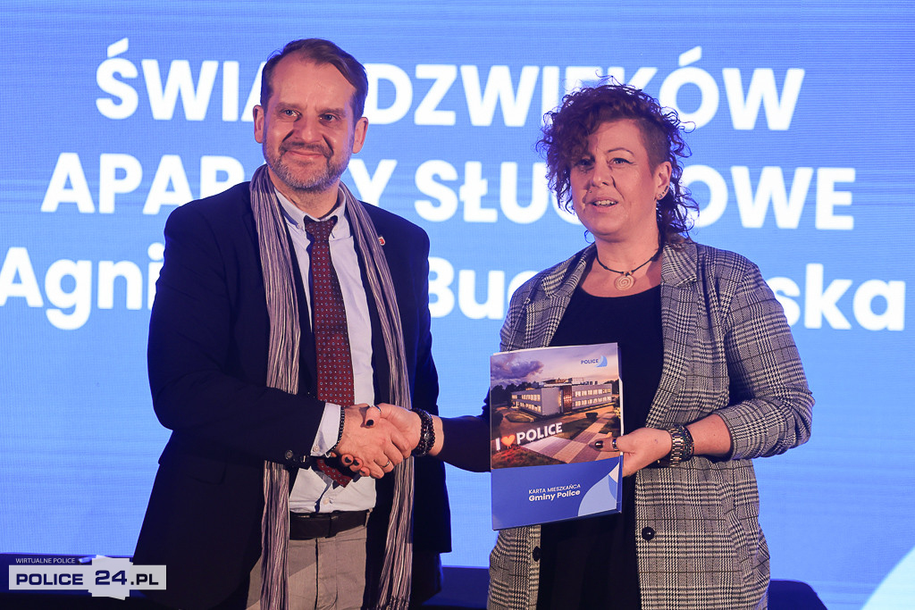 Karta Mieszkańca Gminy Police: podpisano pierwsze umowy z partnerami