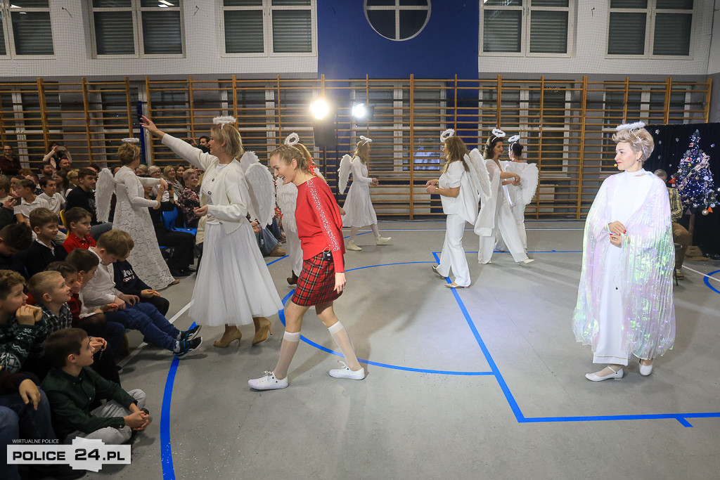 Wyjątkowe jasełka w Szkole Podstawowej w Tanowie