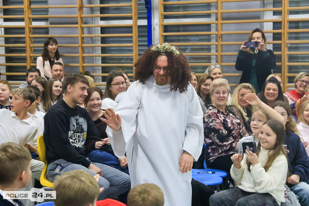 Wyjątkowe jasełka w Szkole Podstawowej w Tanowie