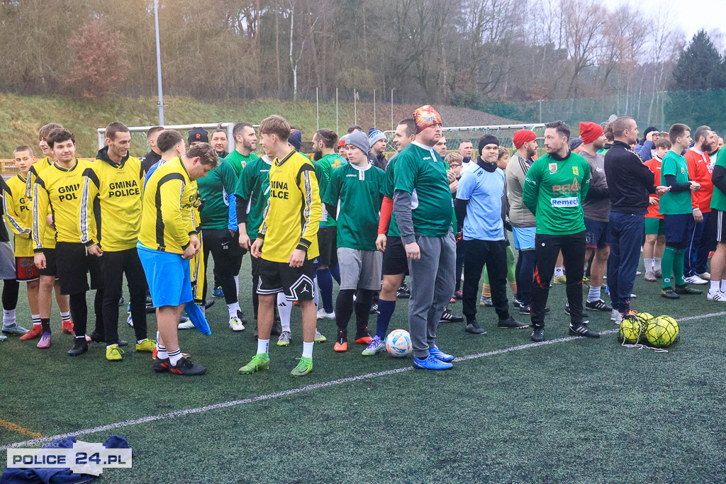 Świąteczny Turniej Charytatywny w Policach