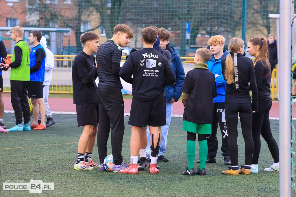 Świąteczny Turniej Charytatywny w Policach