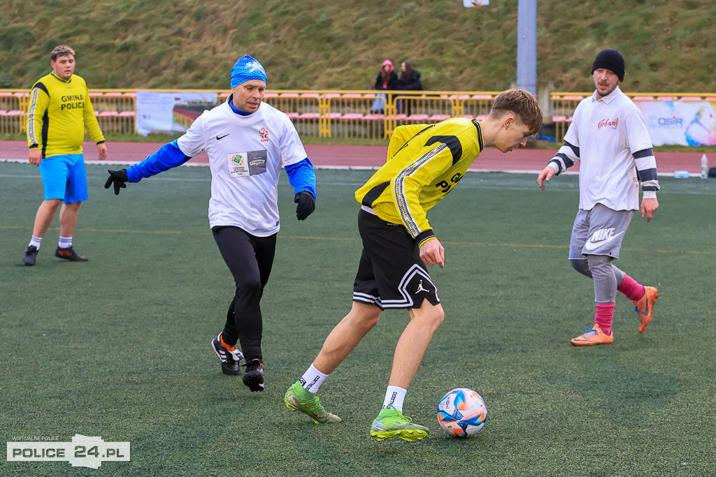 Świąteczny Turniej Charytatywny w Policach