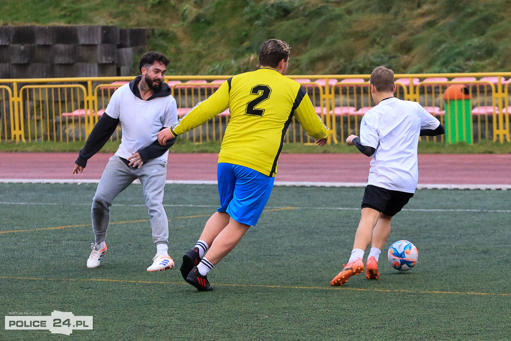 Świąteczny Turniej Charytatywny w Policach