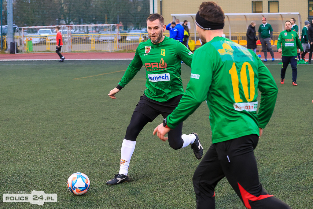 Świąteczny Turniej Charytatywny w Policach