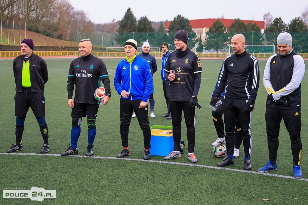 Szampan, boisko i 37 lat tradycji