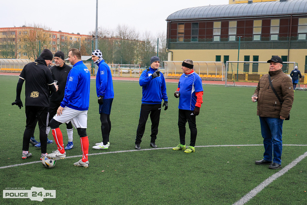 Szampan, boisko i 37 lat tradycji