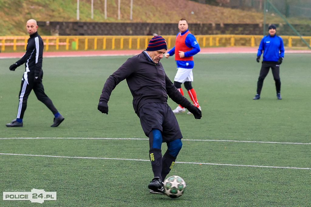 Szampan, boisko i 37 lat tradycji