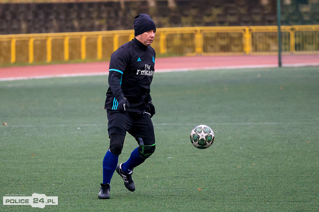 Szampan, boisko i 37 lat tradycji