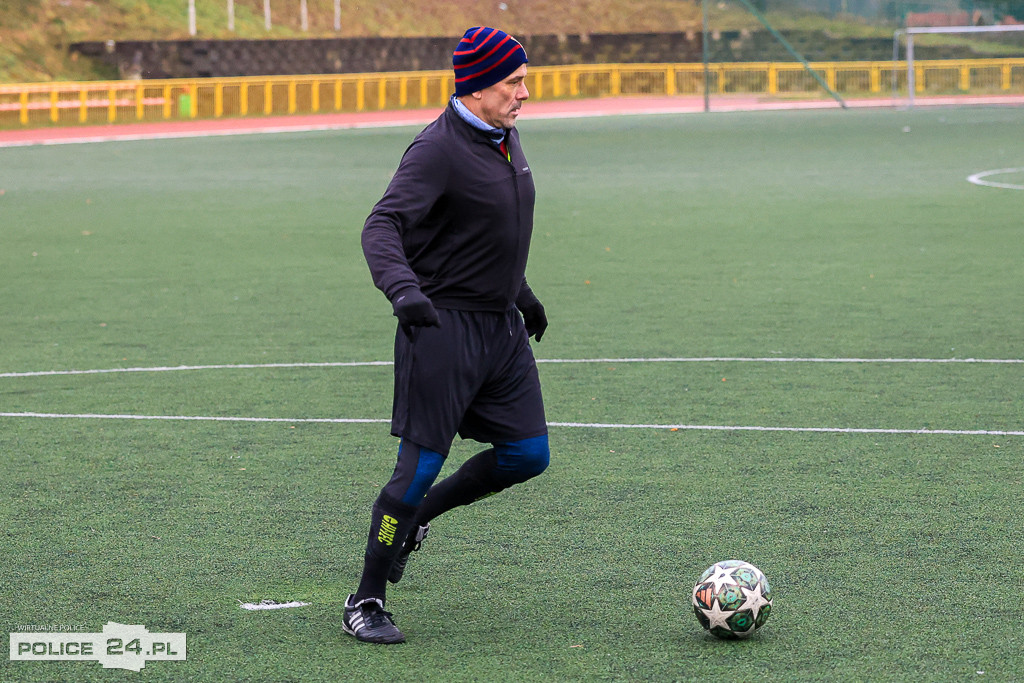 Szampan, boisko i 37 lat tradycji