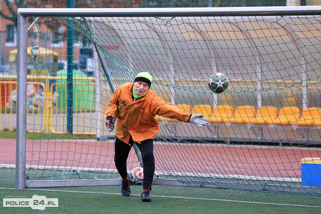 Szampan, boisko i 37 lat tradycji