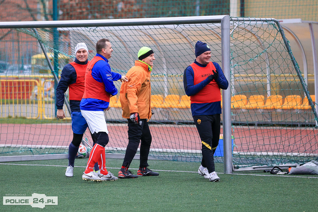 Szampan, boisko i 37 lat tradycji