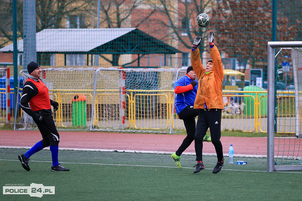 Szampan, boisko i 37 lat tradycji