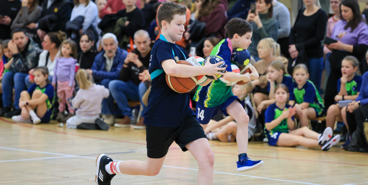 Turniej Gier i Zabaw Ruchowych o Puchar Burmistrza Polic