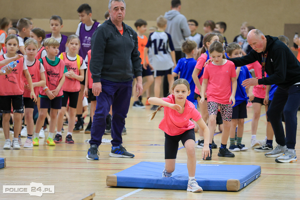 Turniej Gier i Zabaw Ruchowych o Puchar Burmistrza Polic