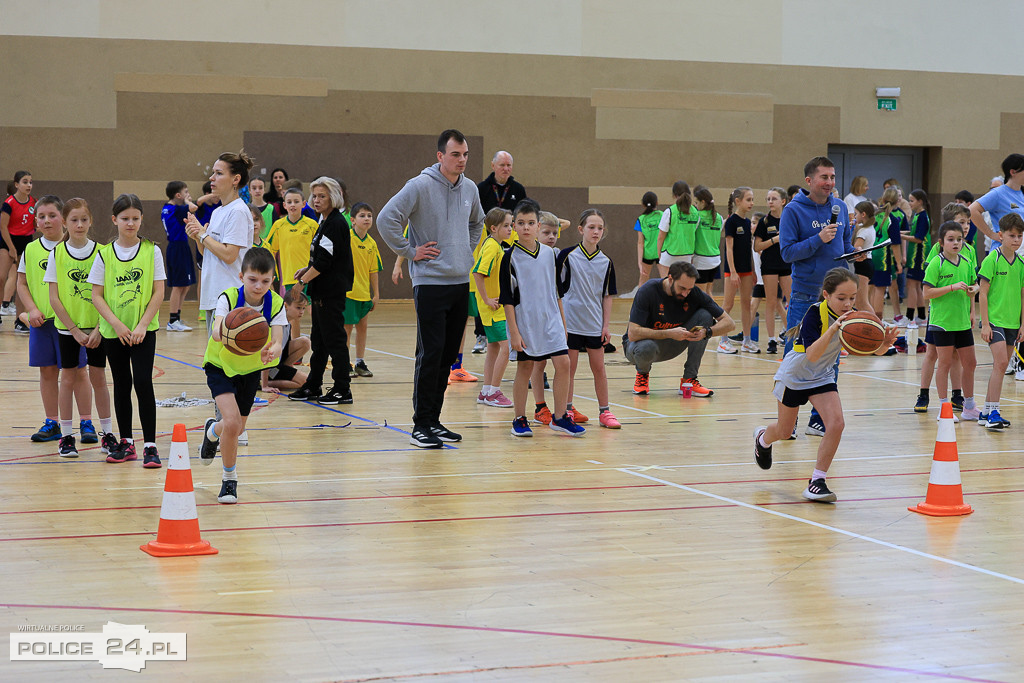 Turniej Gier i Zabaw Ruchowych o Puchar Burmistrza Polic