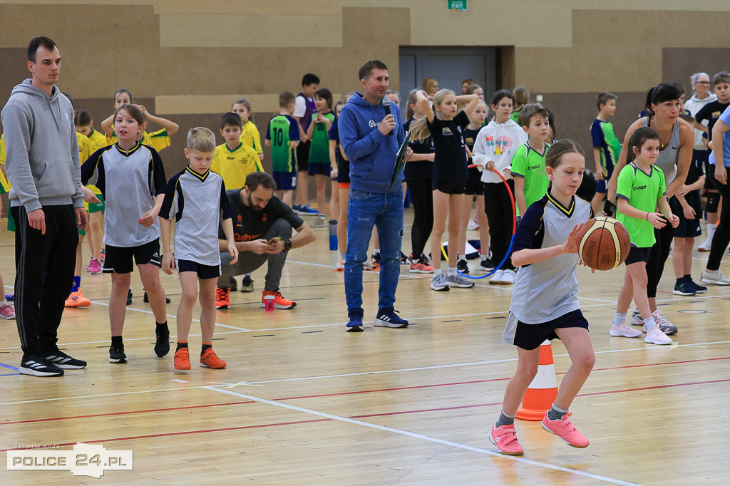 Turniej Gier i Zabaw Ruchowych o Puchar Burmistrza Polic