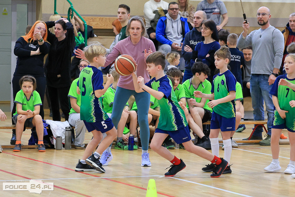 Turniej Gier i Zabaw Ruchowych o Puchar Burmistrza Polic