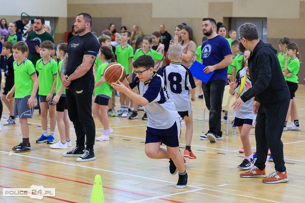 Turniej Gier i Zabaw Ruchowych o Puchar Burmistrza Polic