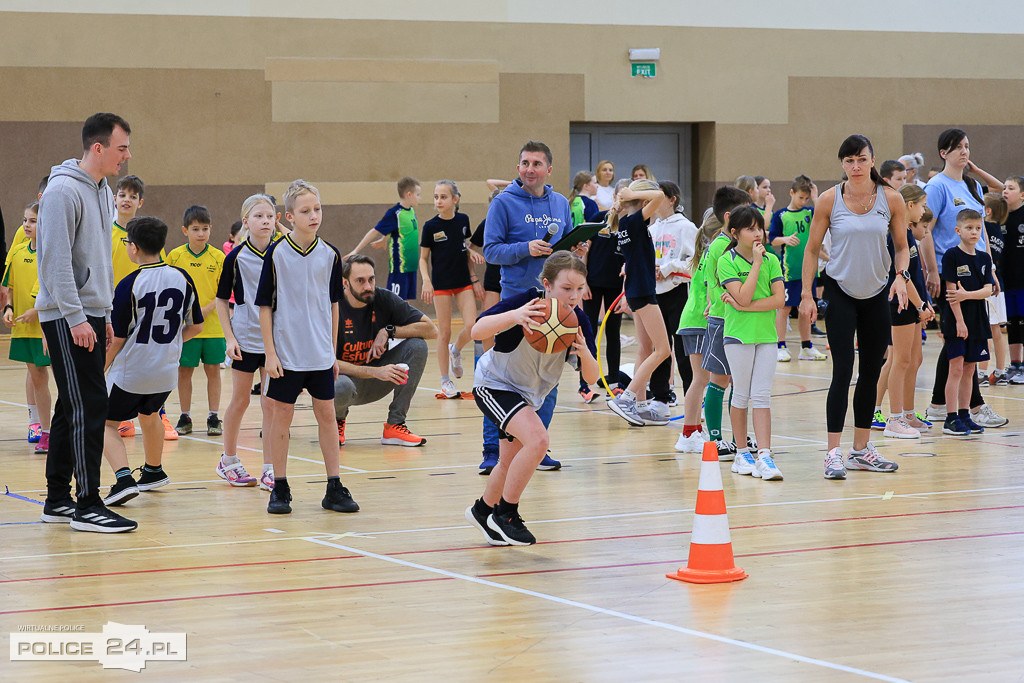 Turniej Gier i Zabaw Ruchowych o Puchar Burmistrza Polic