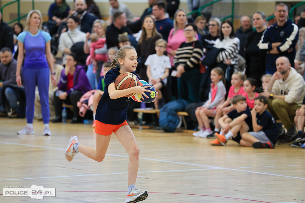 Turniej Gier i Zabaw Ruchowych o Puchar Burmistrza Polic