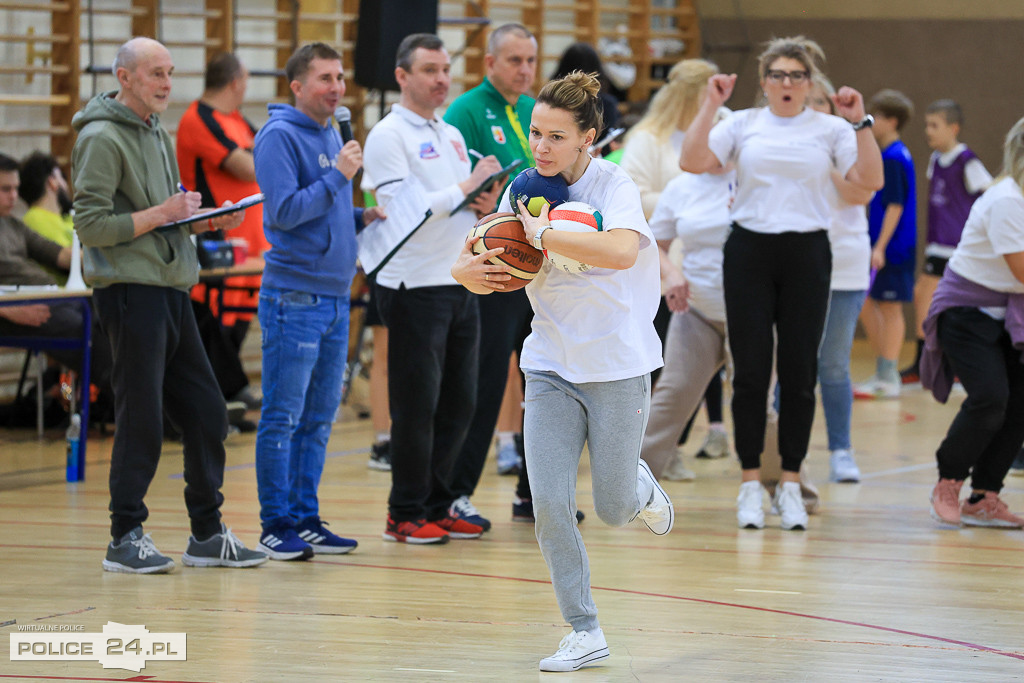 Turniej Gier i Zabaw Ruchowych o Puchar Burmistrza Polic