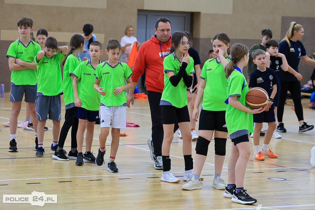 Turniej Gier i Zabaw Ruchowych o Puchar Burmistrza Polic