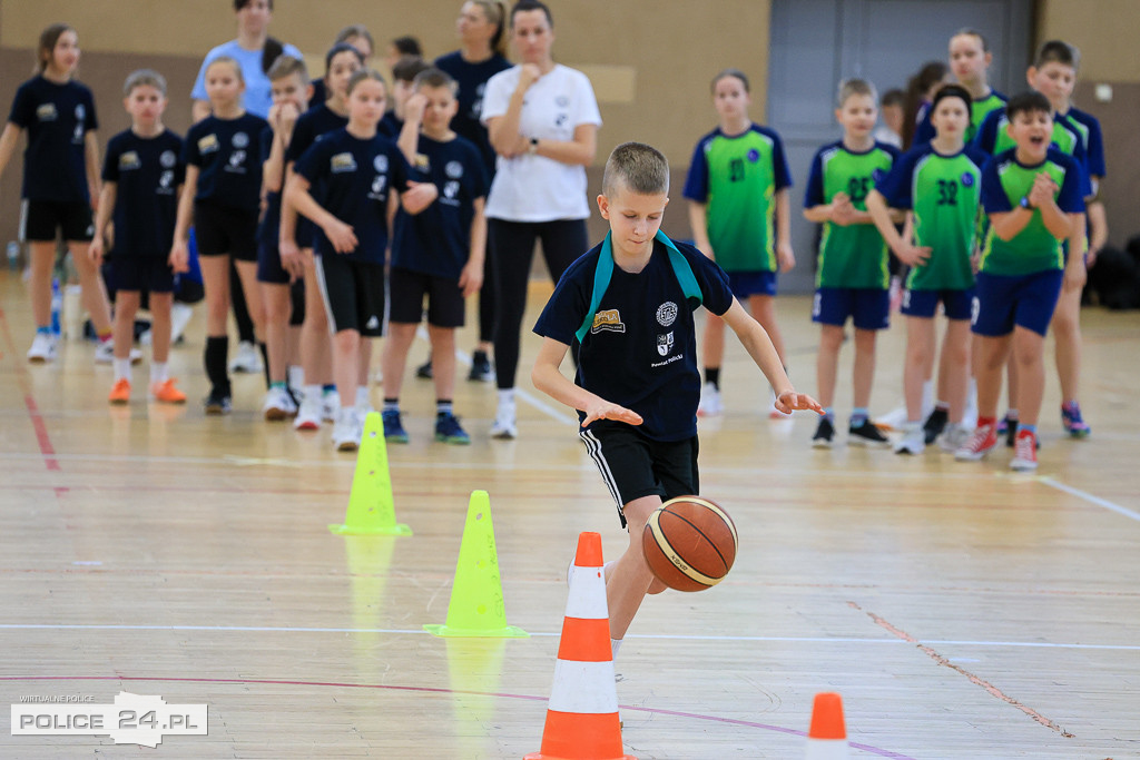 Turniej Gier i Zabaw Ruchowych o Puchar Burmistrza Polic