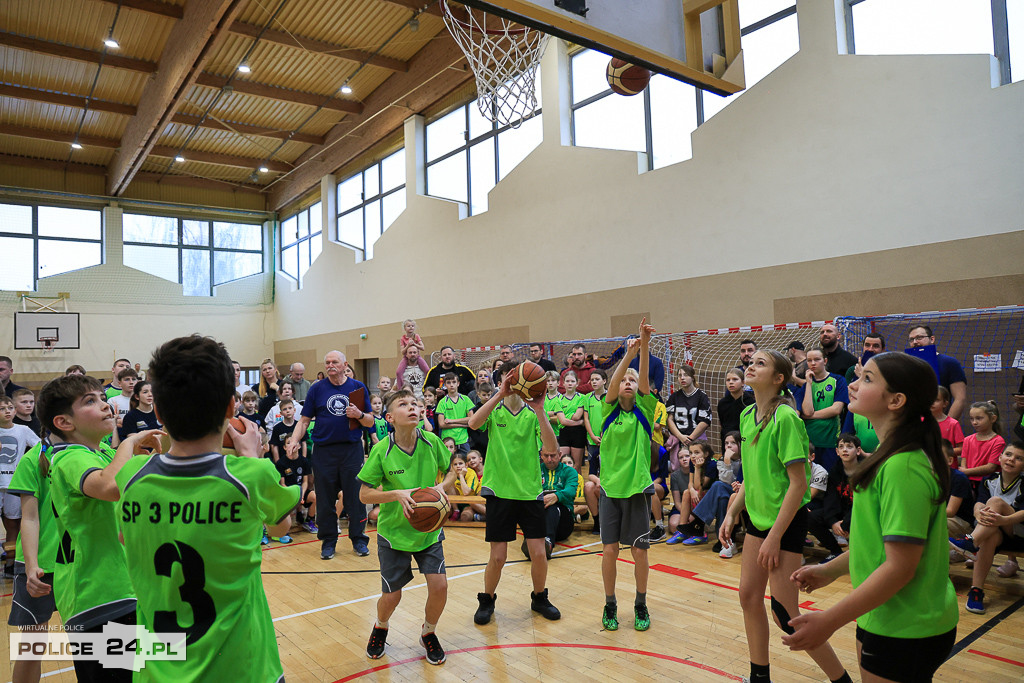 Turniej Gier i Zabaw Ruchowych o Puchar Burmistrza Polic