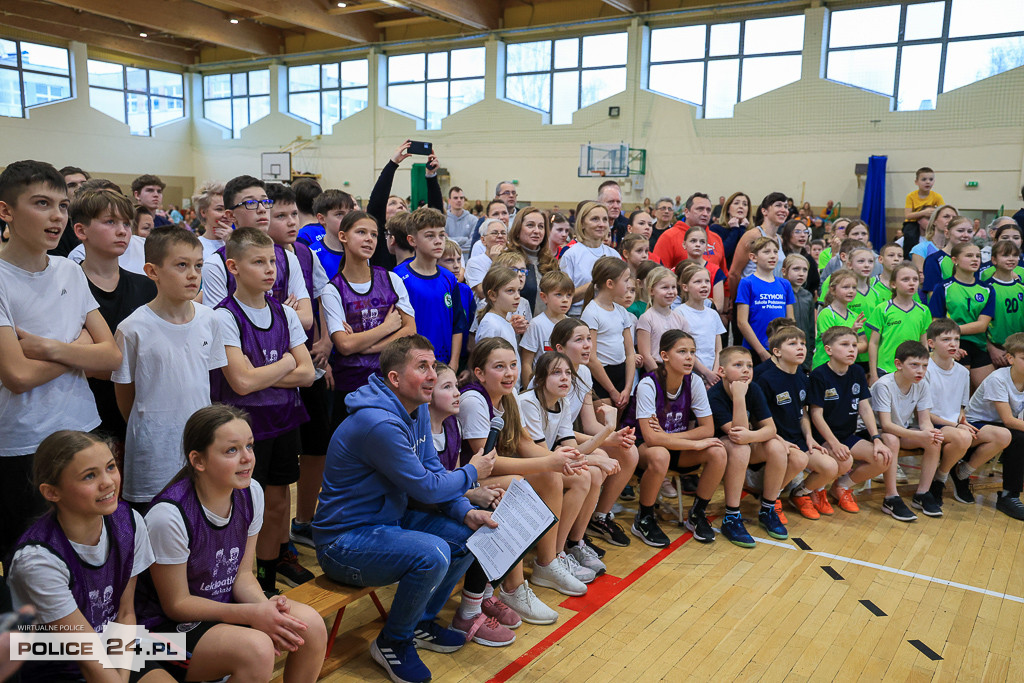 Turniej Gier i Zabaw Ruchowych o Puchar Burmistrza Polic