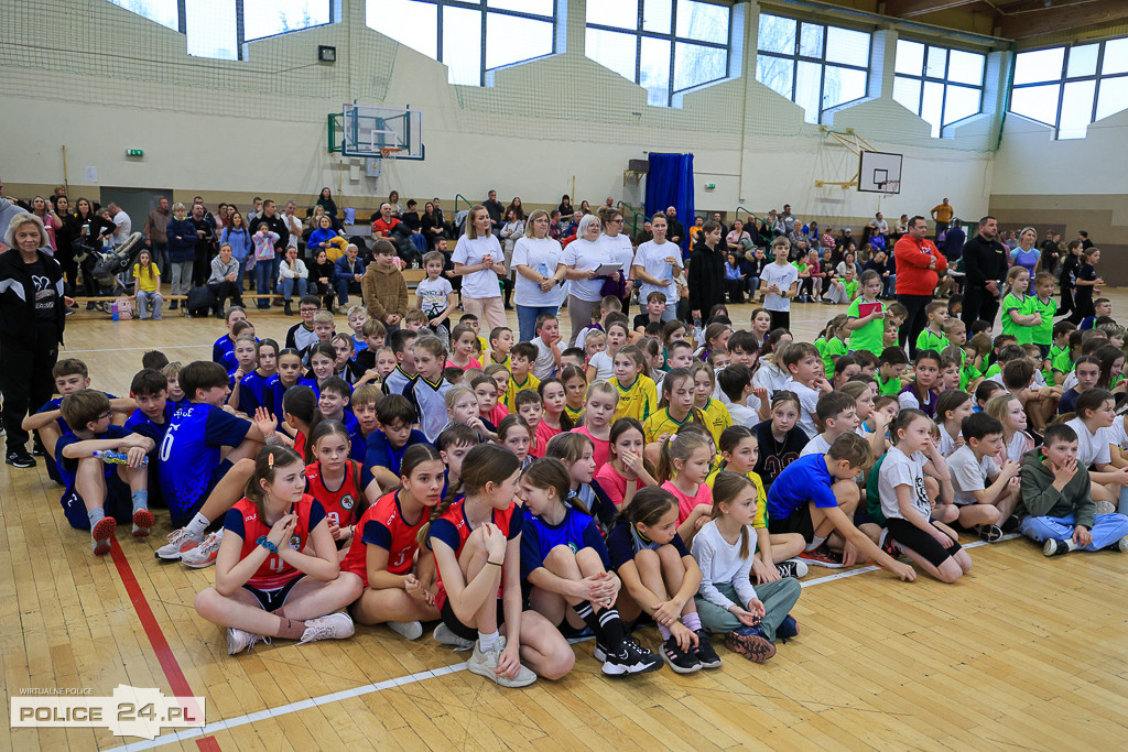 Turniej Gier i Zabaw Ruchowych o Puchar Burmistrza Polic