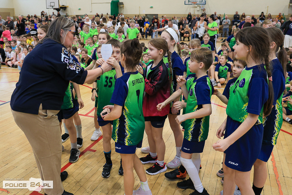 Turniej Gier i Zabaw Ruchowych o Puchar Burmistrza Polic