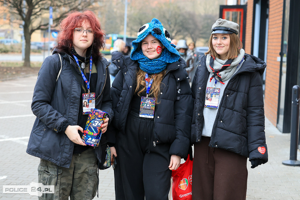 WOŚP w Policach. Wolontariusze kwestują na ulicach