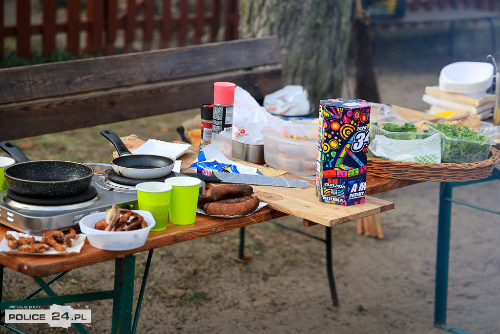 WOŚP. Burger Wiejski i zupa z „koksownika” w Niekłończycy