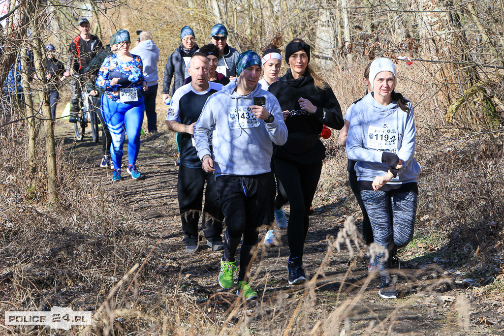 Tropem Wilczym w Policach