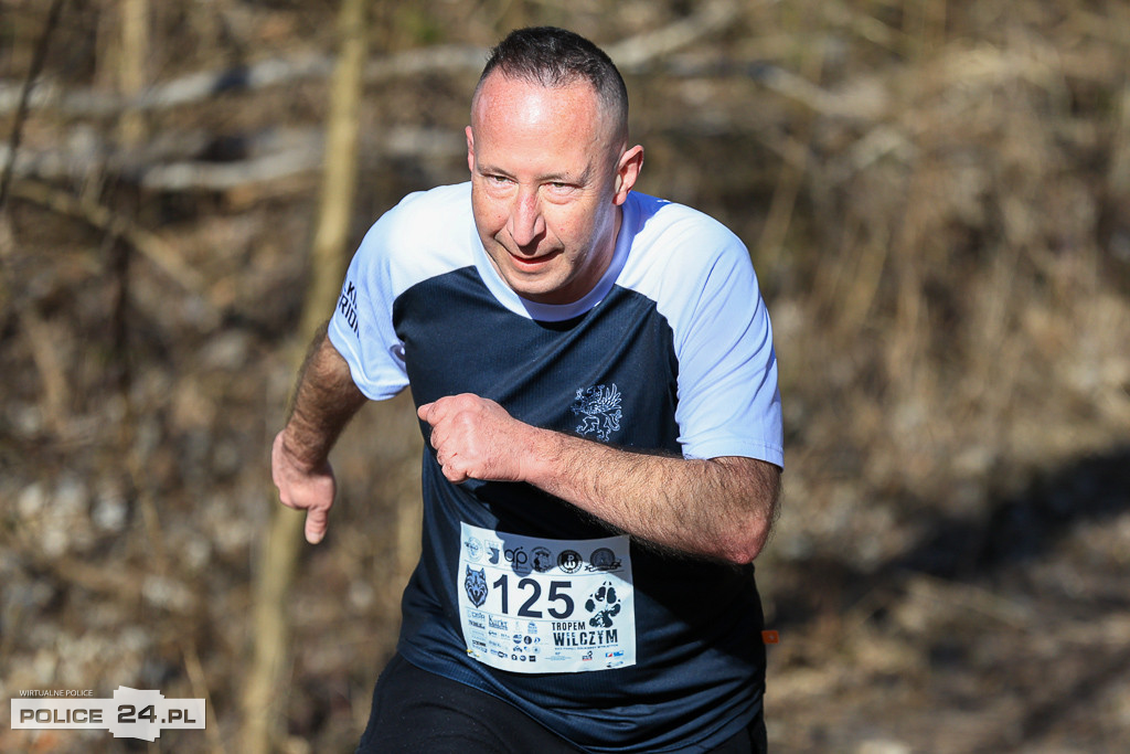 Tropem Wilczym w Policach