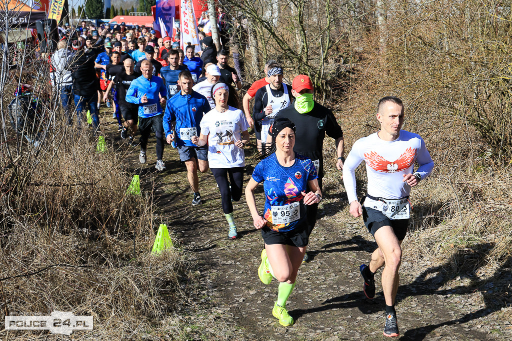 Tropem Wilczym w Policach