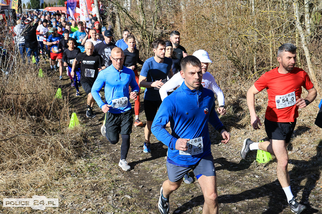 Tropem Wilczym w Policach