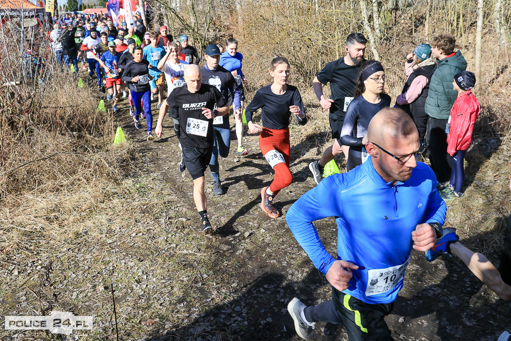 Tropem Wilczym w Policach