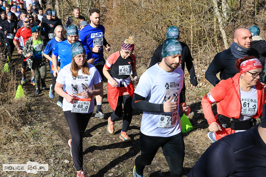 Tropem Wilczym w Policach