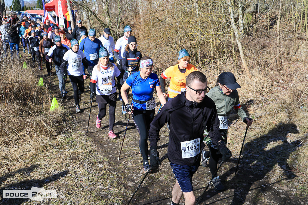 Tropem Wilczym w Policach