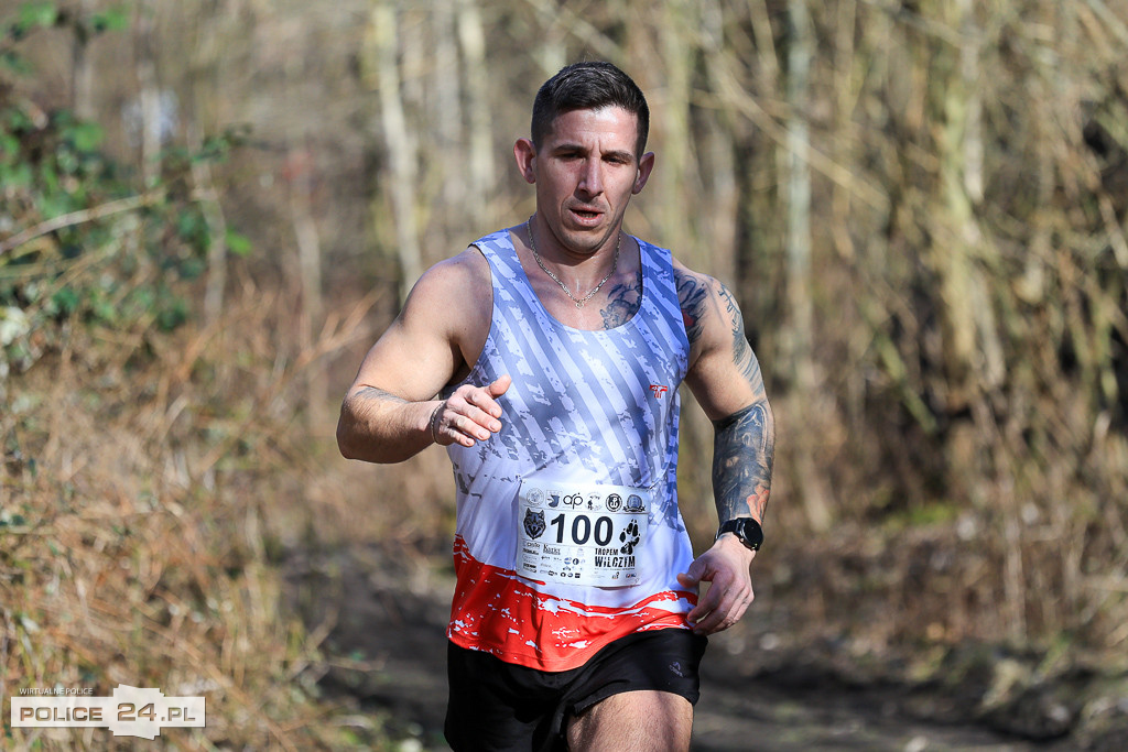 Tropem Wilczym w Policach