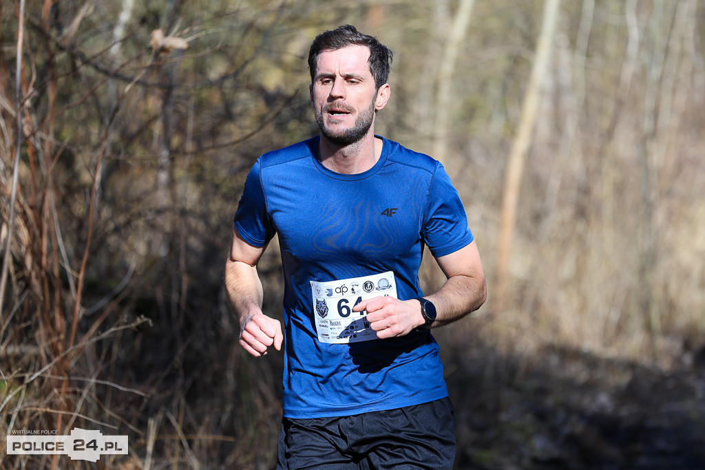 Tropem Wilczym w Policach