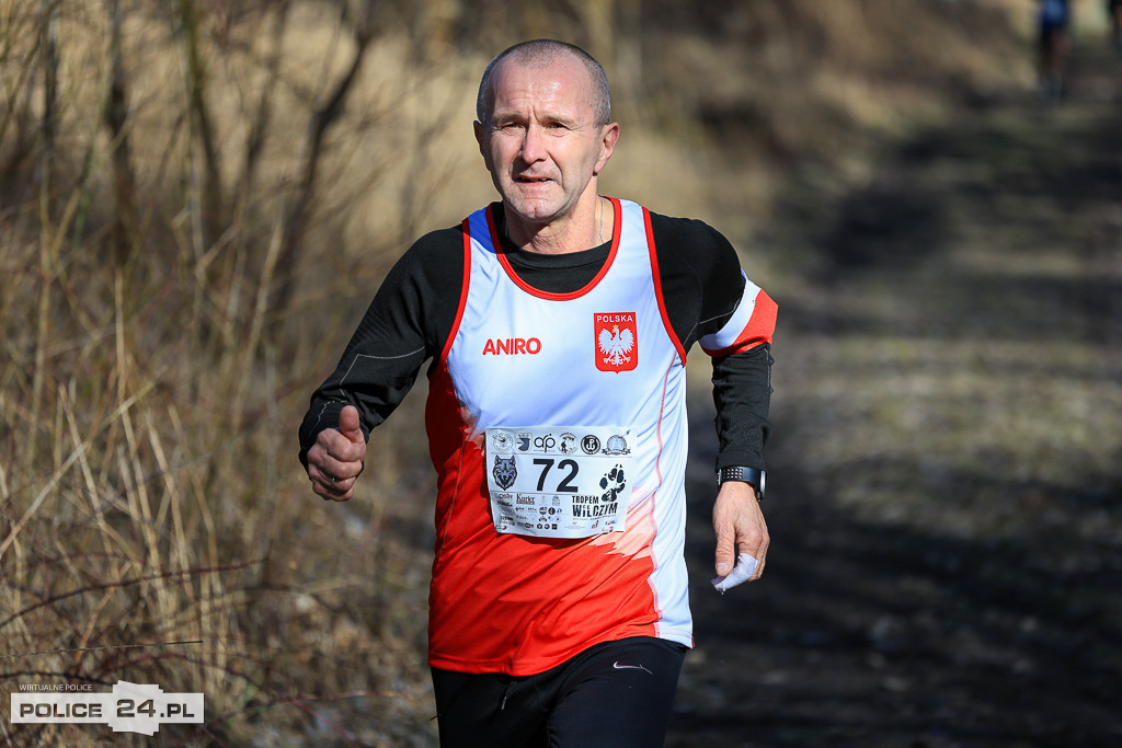 Tropem Wilczym w Policach