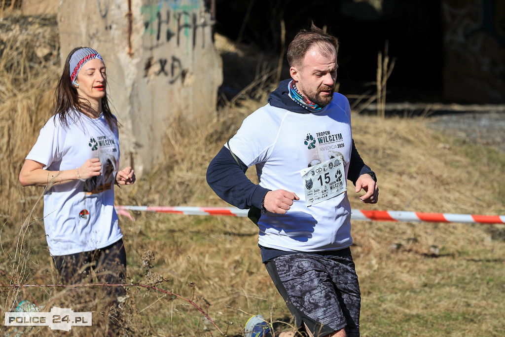 Tropem Wilczym w Policach