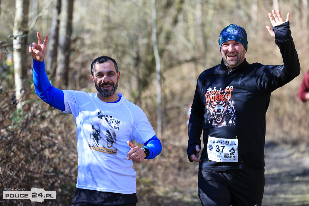 Tropem Wilczym w Policach