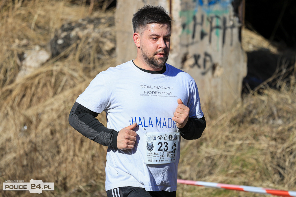 Tropem Wilczym w Policach