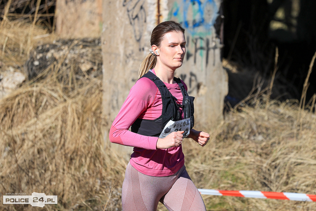 Tropem Wilczym w Policach