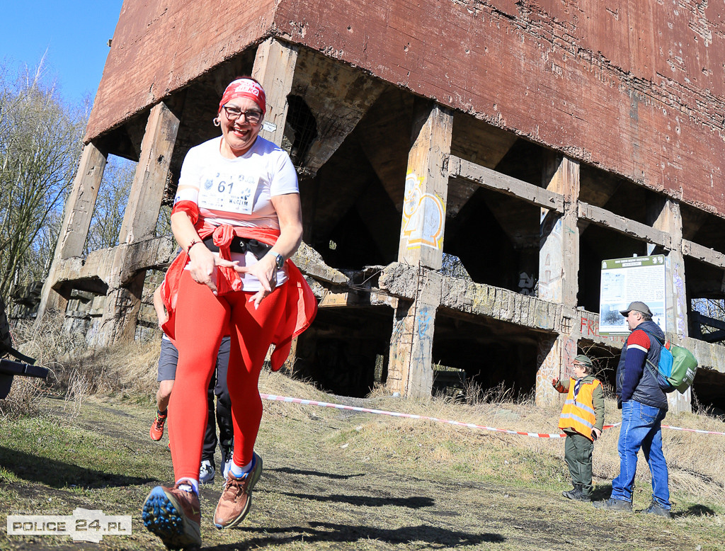Tropem Wilczym w Policach